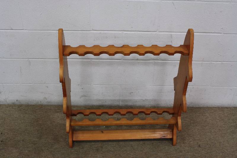 lot 20A image: 16 Pole Fishing Rod Holder