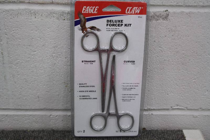 lot 16 image: Eagle Claw Deluxe Forcep Kit  Brand New
