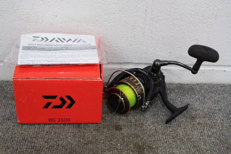 lot 44 image: BG3500 Fishing Reel