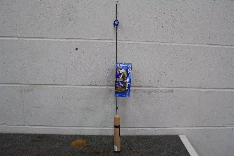 lot 51 image: CLAM Ice Fishing Rod