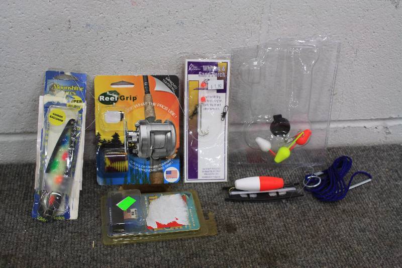 lot 99 image: Fishing Lot #99