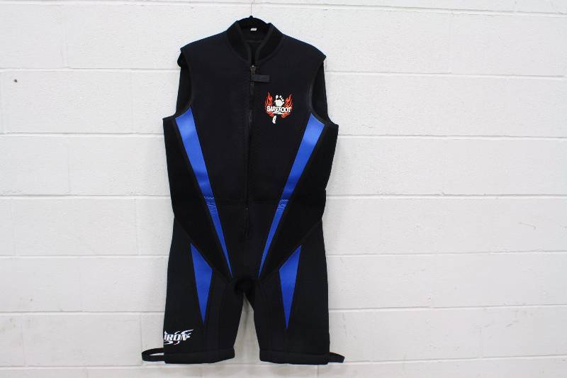 lot 26B image: Barefoot Mens XXL Wetsuit