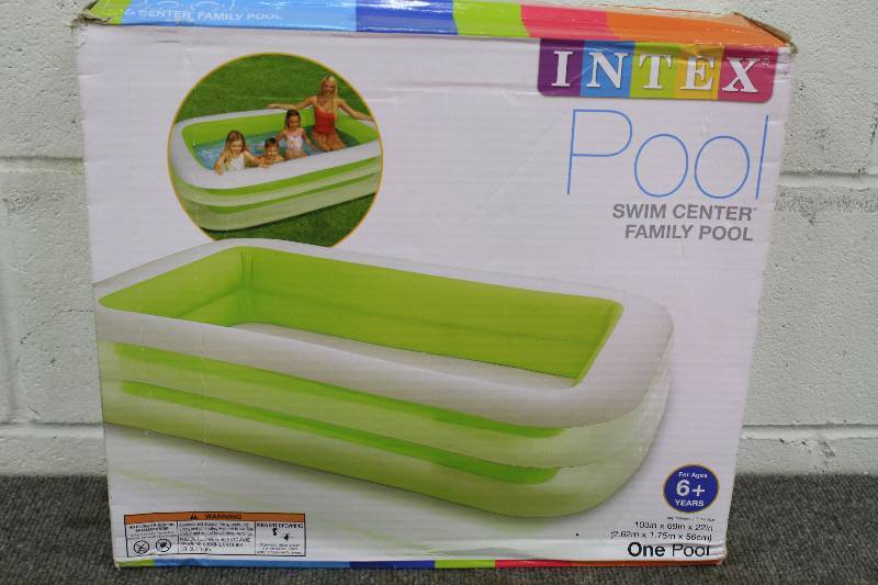 lot 92 image: INTEX Swim Center Childrens Pool