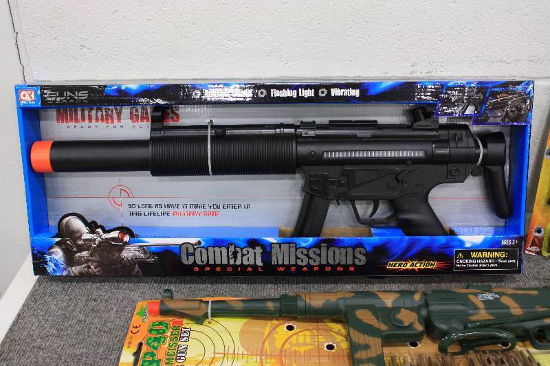 lot 85 image: New Toy Gun Lot
