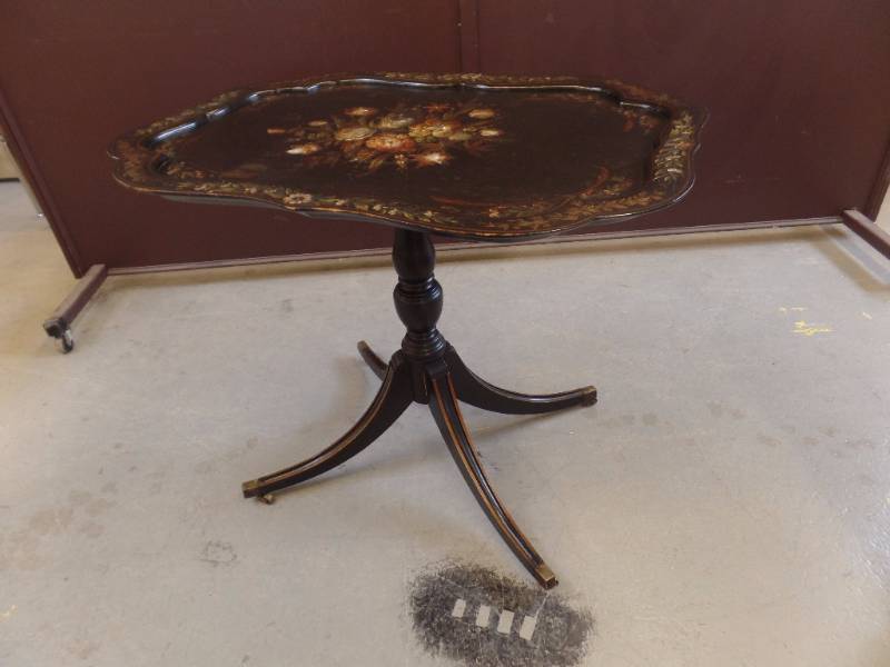 Flip-top Table