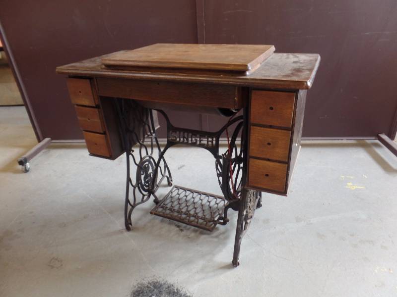 Vintage Sewing Machine