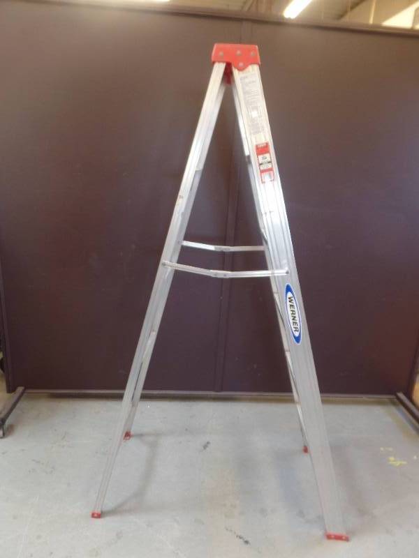 Step Ladder