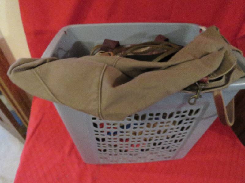 lot 5 image: Bags and Purses