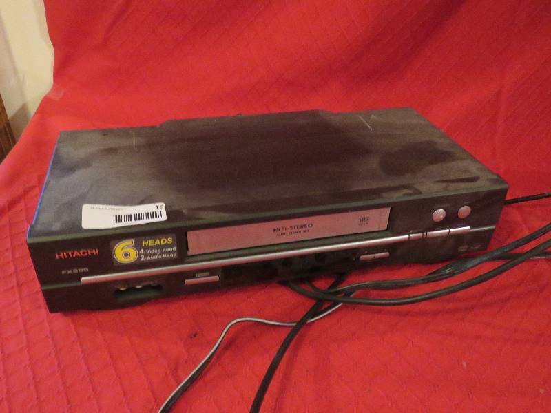 lot 16 image: VCR