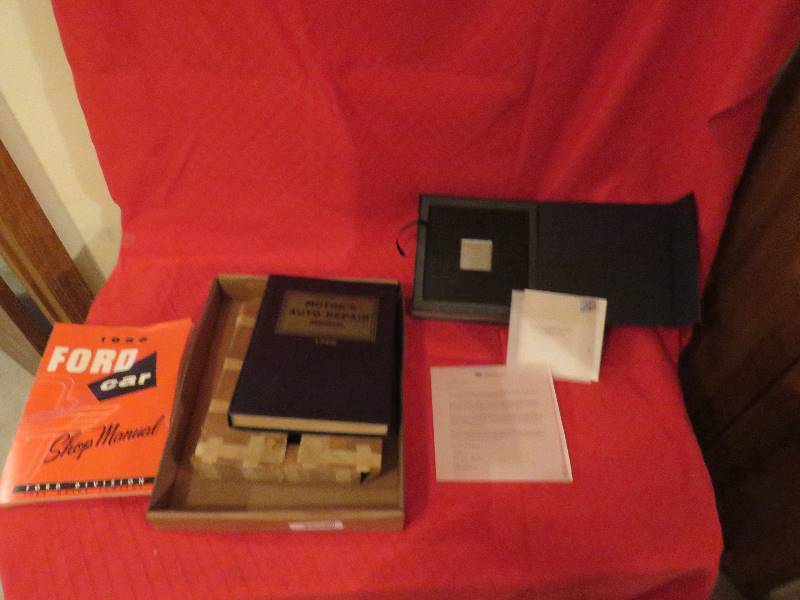 lot 27 image: Vintage Auto Repair Manuals