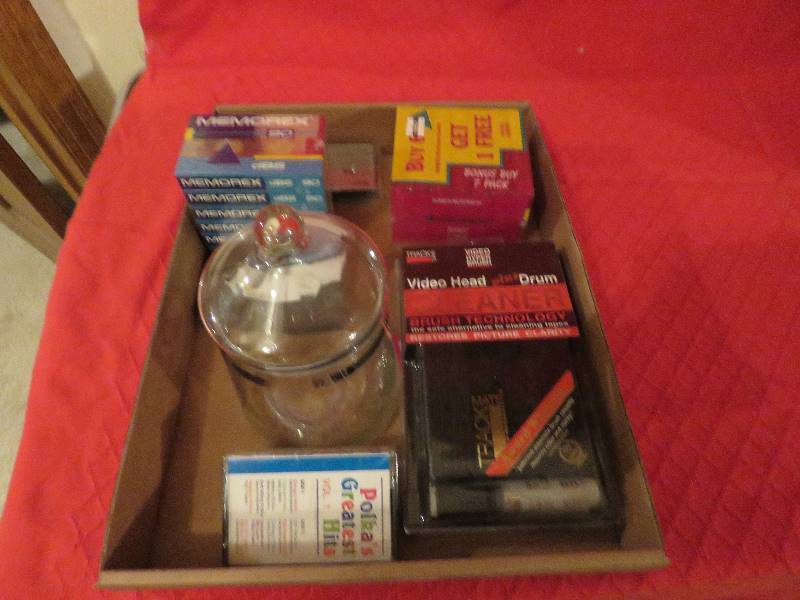 lot 37 image: Cassettes