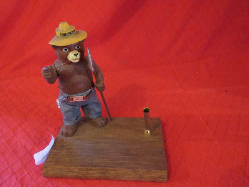 lot 146 image: Smokey the Bear Collectible