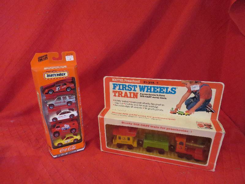 lot 152 image: Collectible Toys