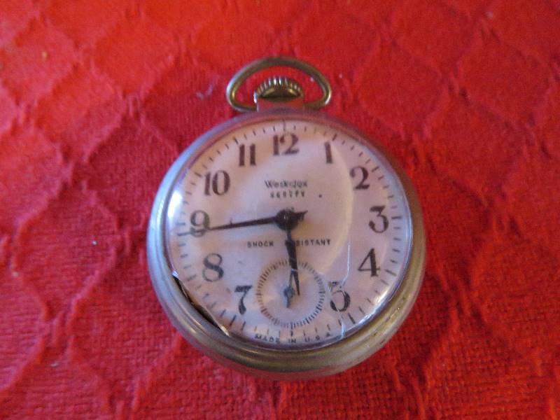 lot 192 image: Vintage Pocket Watch