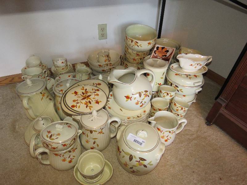 lot 247 image: Autumn Leaf China Set