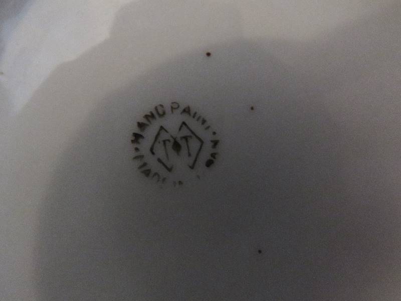 lot 284 image: cup