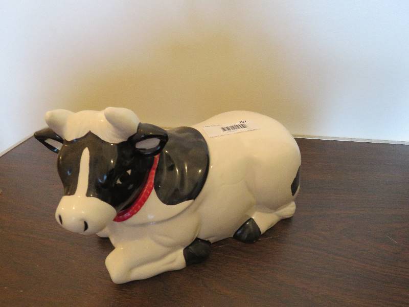 lot 297 image: Collectible Cookie Jar