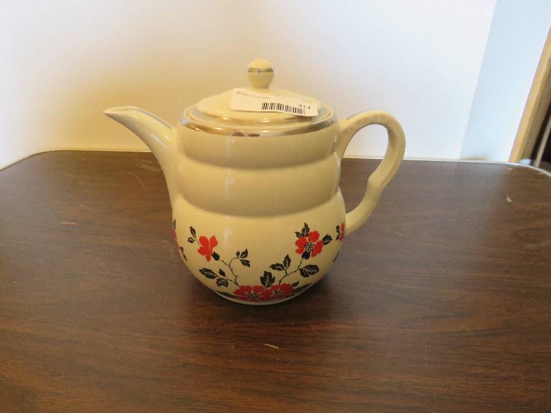 lot 311 image: Vintage Coffee Pot