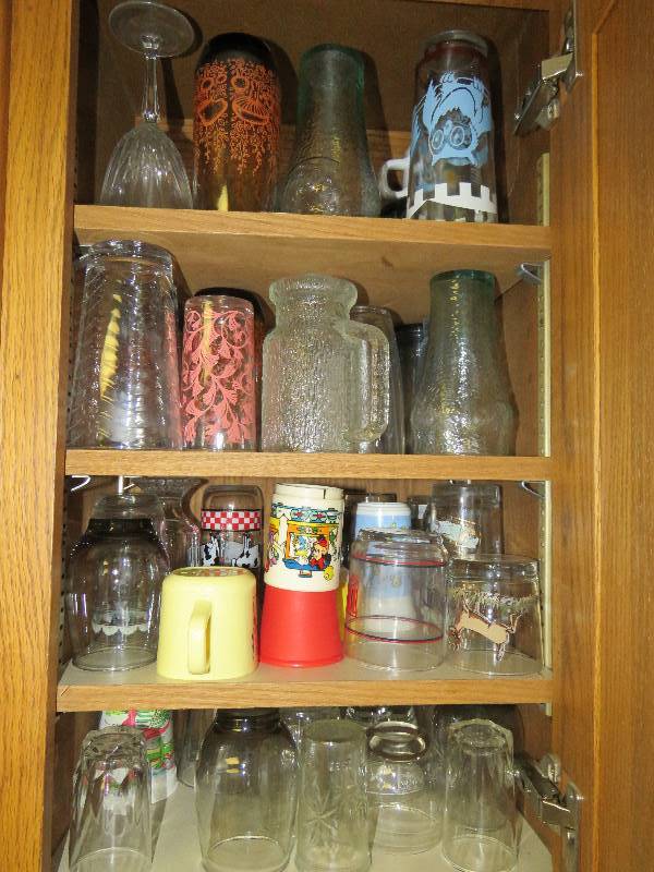 lot 350 image: Glasses and Cups