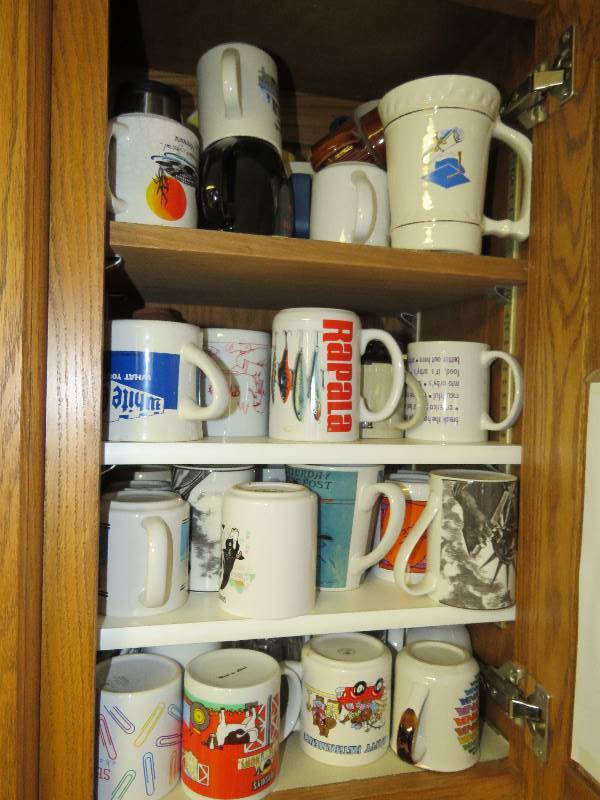 lot 351 image: Coffee Cups