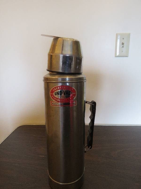 lot 366 image: Thermos