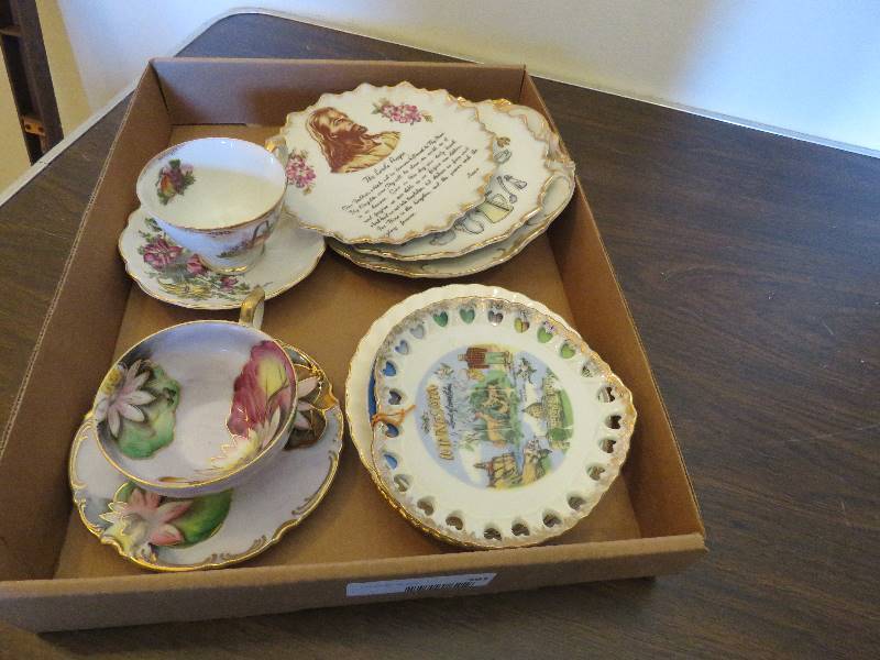 lot 391 image: Vintage Collectibles