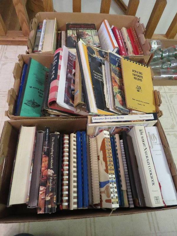 lot 394 image: Cookbooks