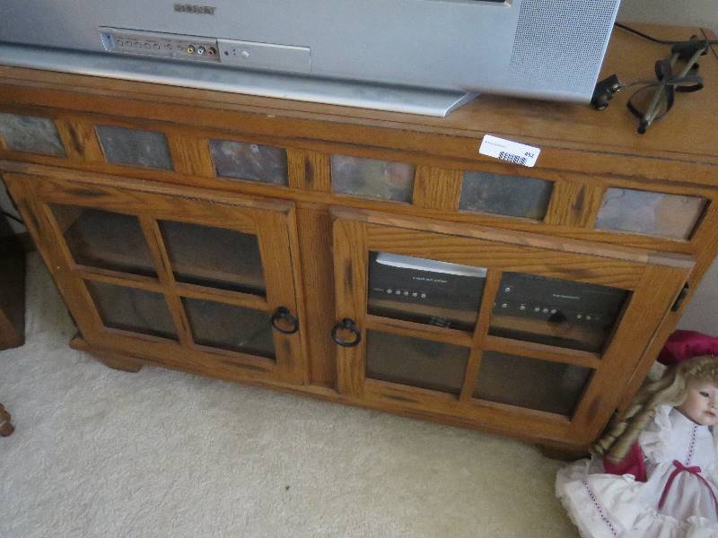 lot 452 image: TV Stand