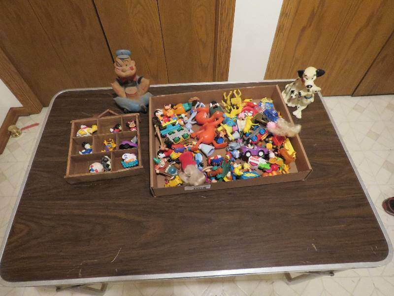 lot 515 image: Vintage Toys