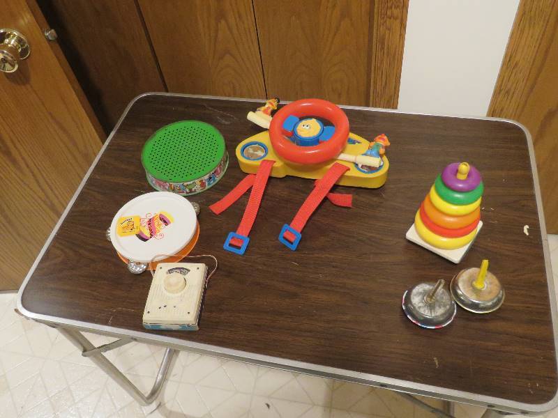 lot 533 image: Vintage Toys