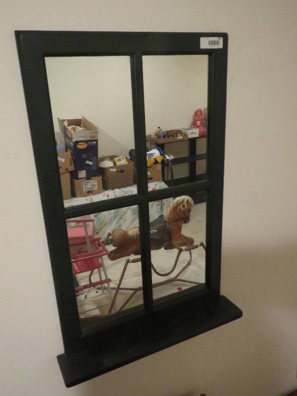 lot 536 image: Mirror