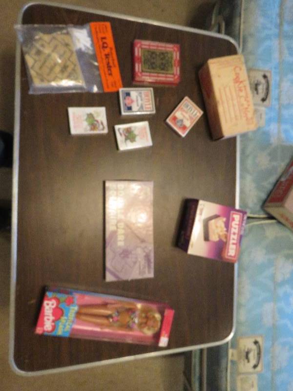 lot 561 image: Games