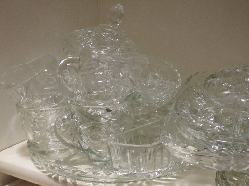 lot 596 image: CrystalGlassware