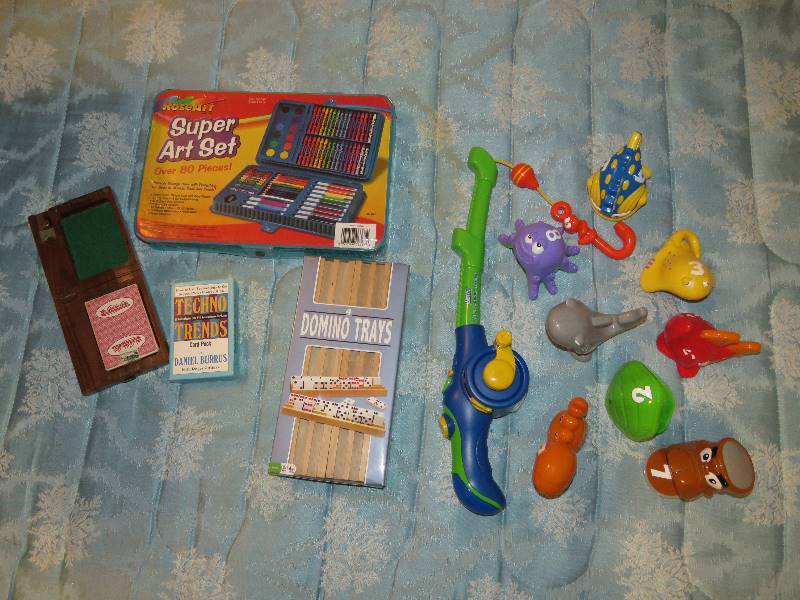 lot 601 image: Kids Toys