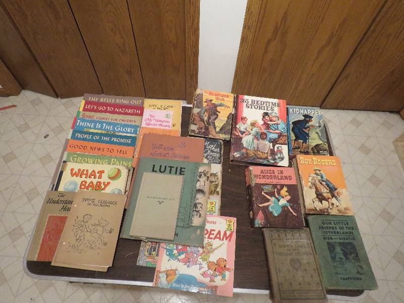 lot 507 image: Vintage Books