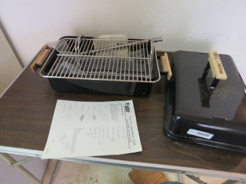 lot 688 image: Marlboro Camping Grill