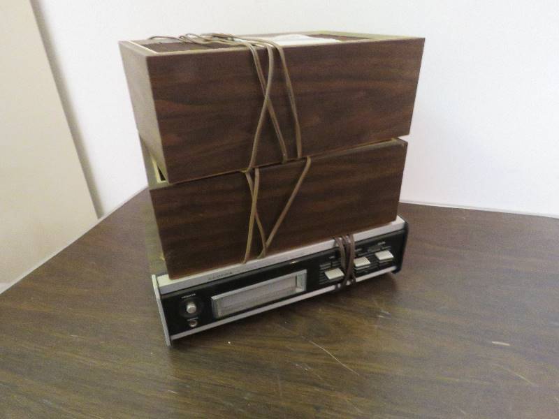lot 692 image: Vintage 8 Track Player
