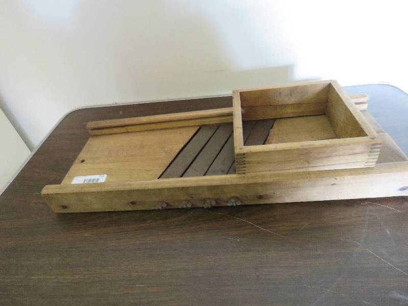 lot 713 image: Vintage Cabbage Slicer