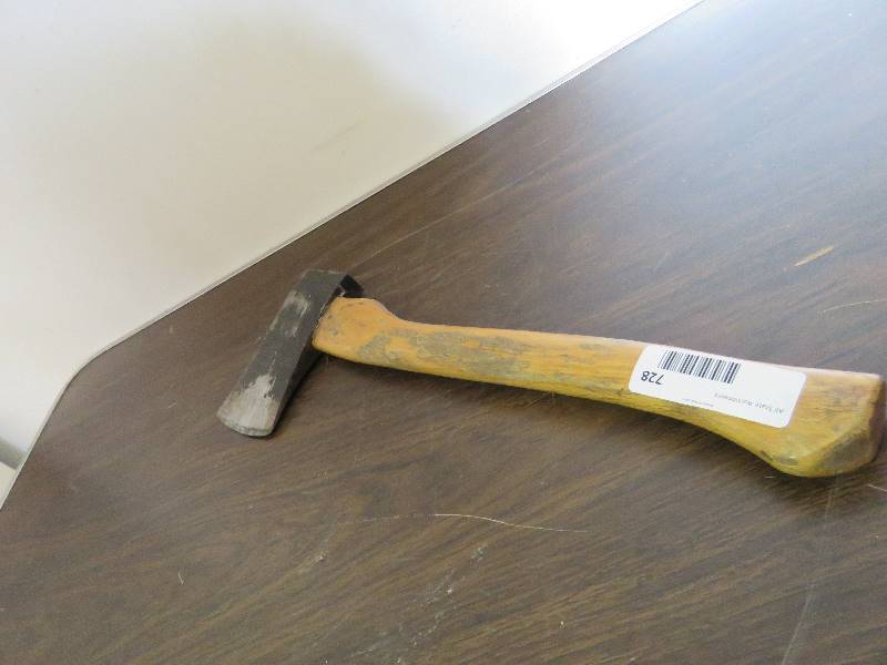 lot 728 image: Ax