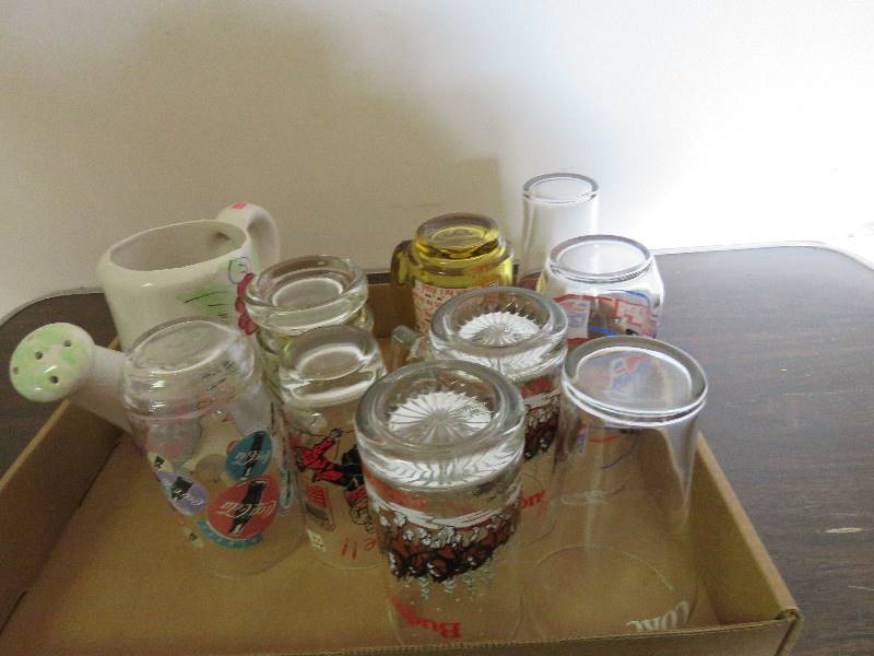 lot 733 image: Collectible Coca-Cola Glasses