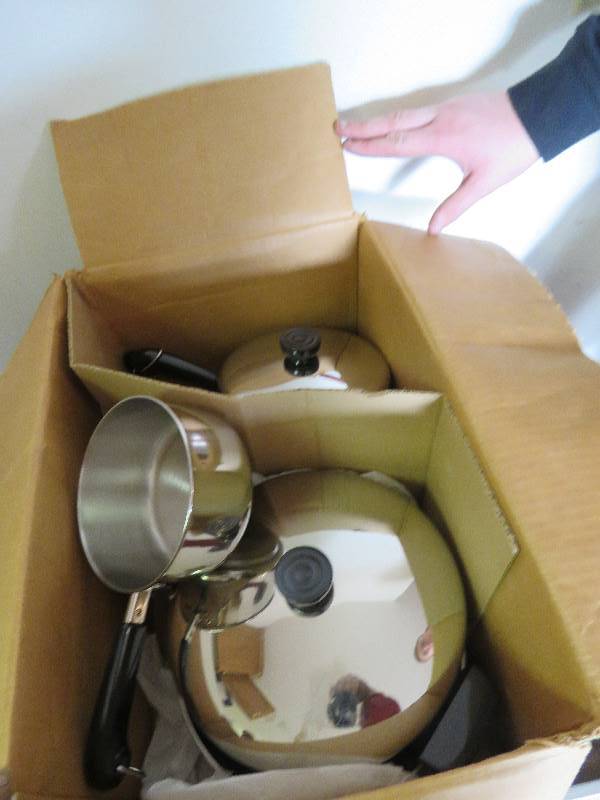 lot 737 image: Revereware Pots and Pans