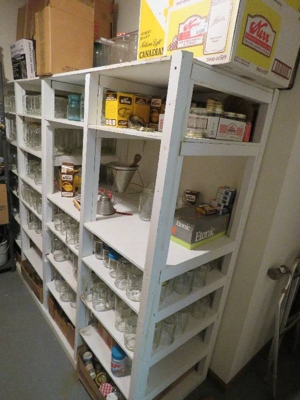 lot 758 image: Canning Supplies