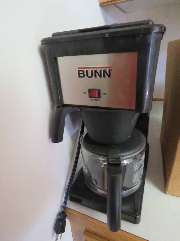 lot 784 image: Bunn Coffee Maker