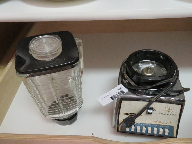 lot 815 image: Vintage Blender