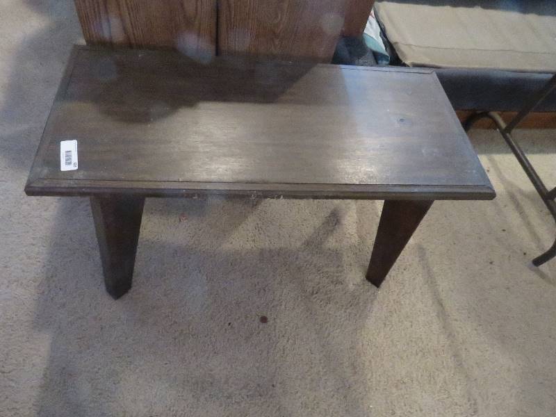 lot 833 image: Vintage Coffee Table