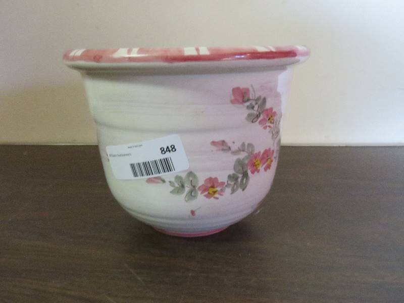 lot 848 image: Vintage Flower Pot