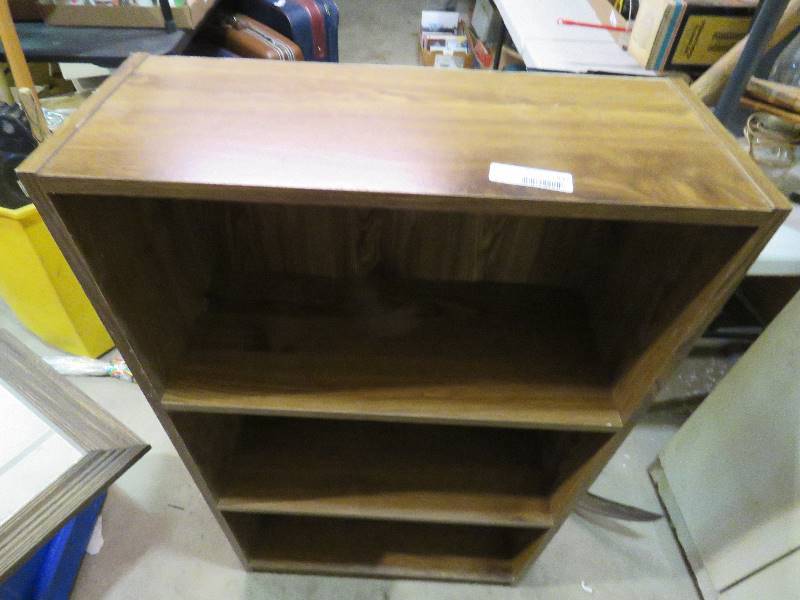 lot 937 image: Bookshelf