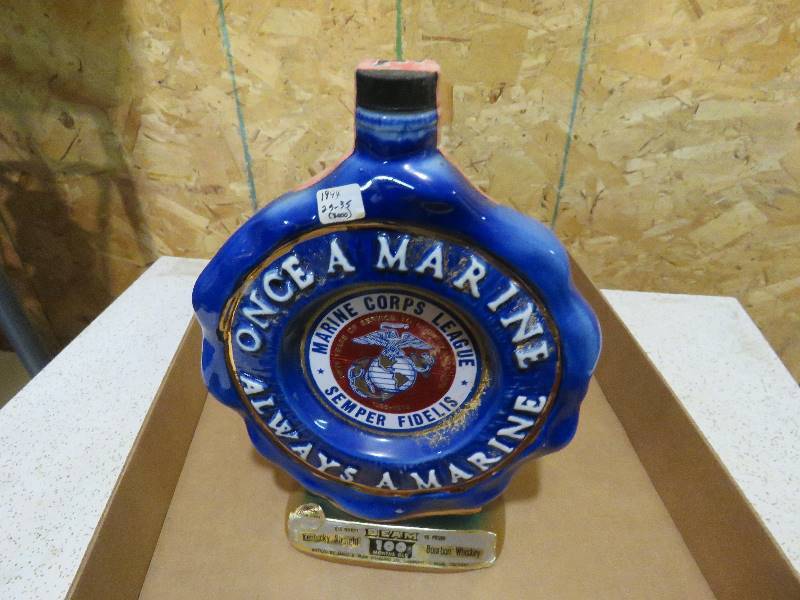 lot 949 image: Collectible Jim Beam Decanter