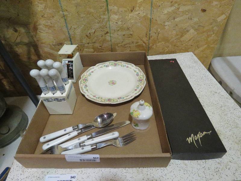 lot 967 image: Kitchen Lot