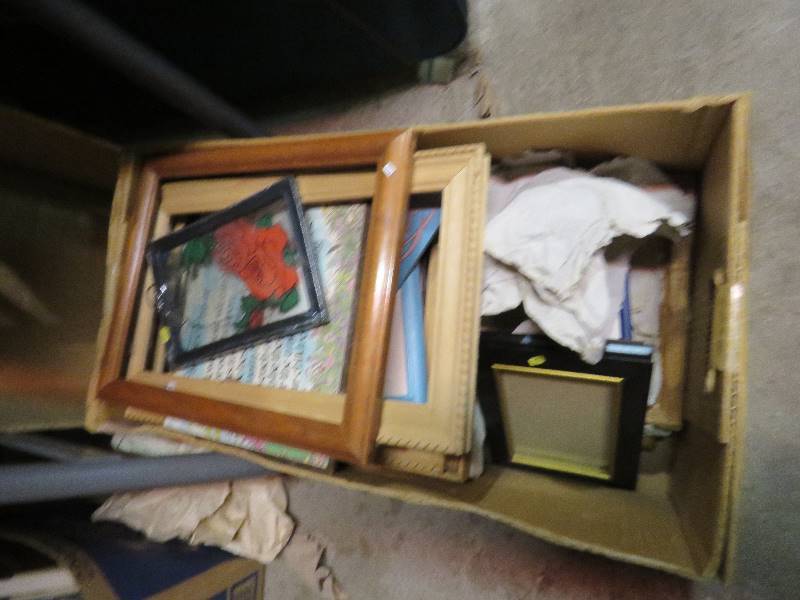 lot 976 image: PIcture Frames